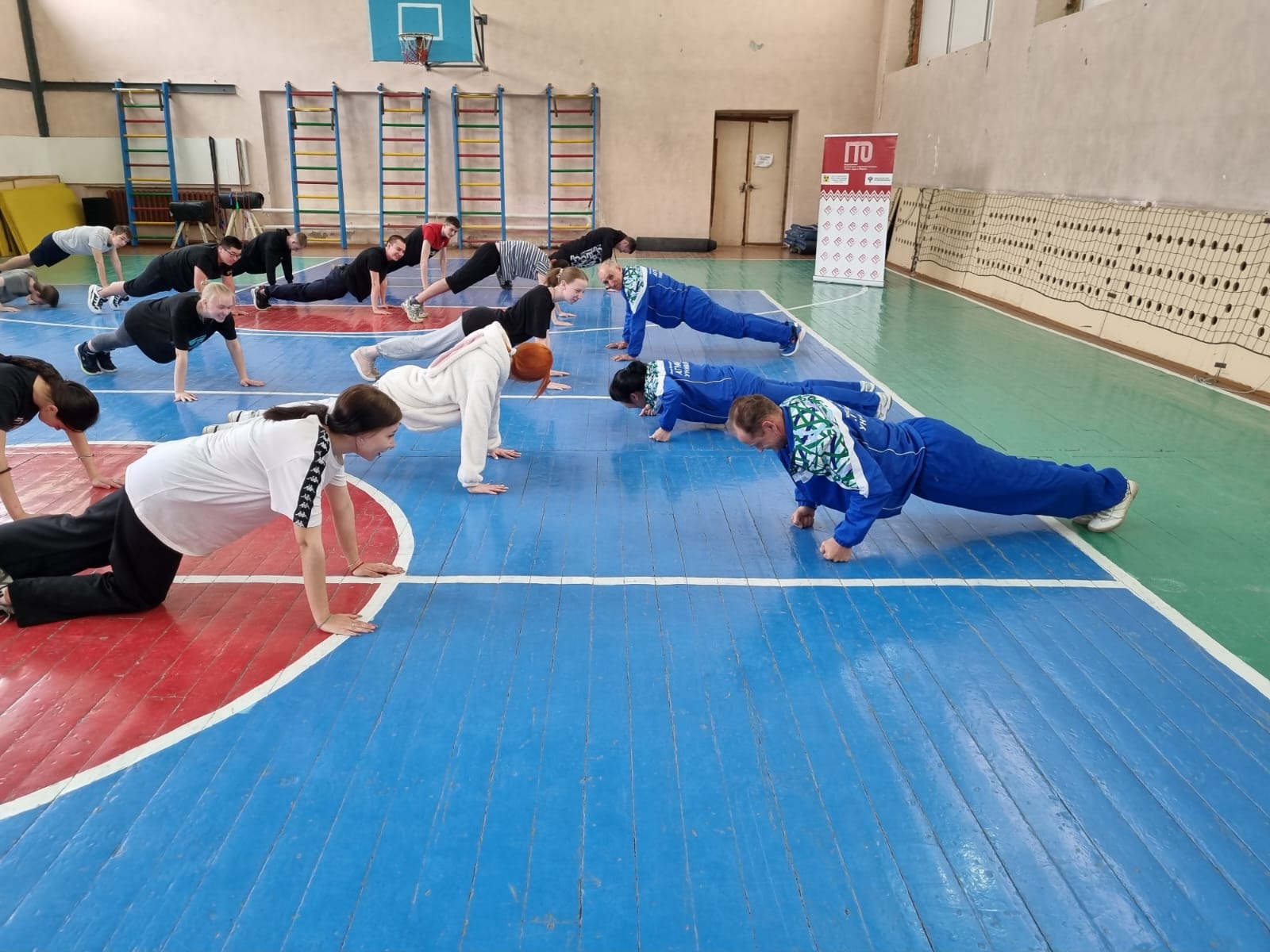 4зарядка с чемпионом 2024.jpg